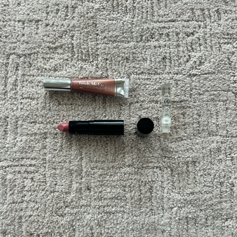 Trish McEvoy Lipstick and lipgloss NEW